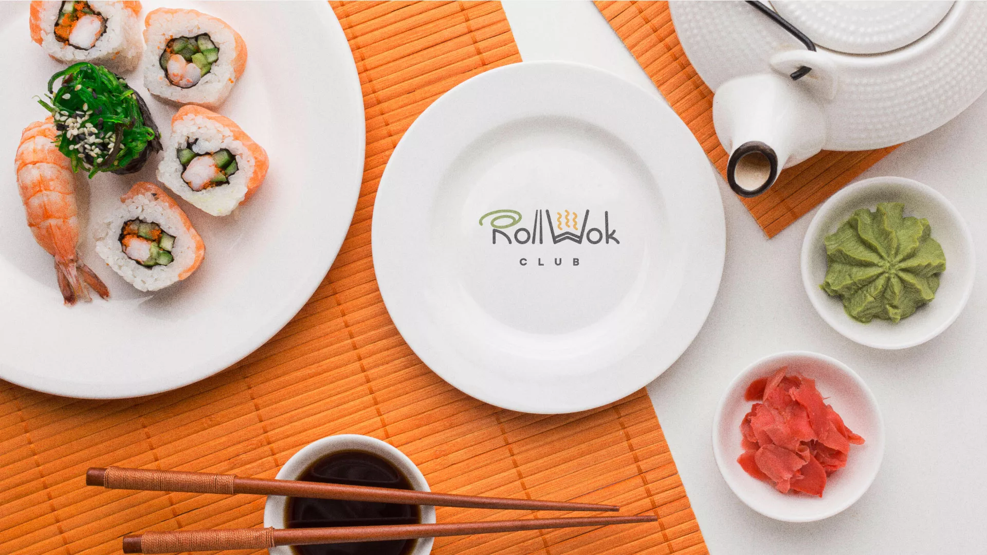Разработка логотипа и фирменного стиля суши-бара «Roll Wok Club» в Снежинске